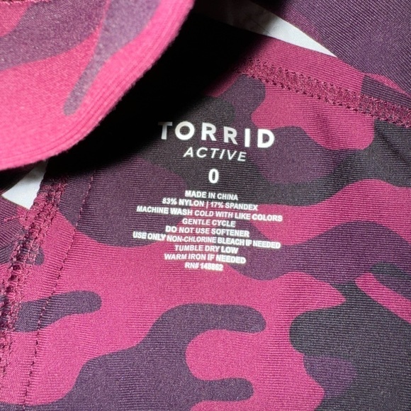 Torrid Burgundy Camo Sports Bra Sz 0/L - Picture 3 of 5
